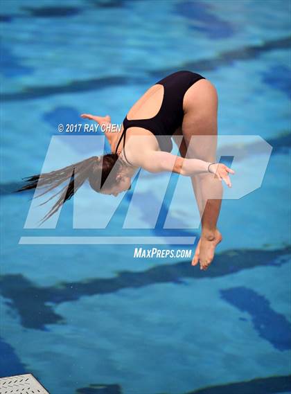 Thumbnail 2 in Coaches Invitational photogallery.