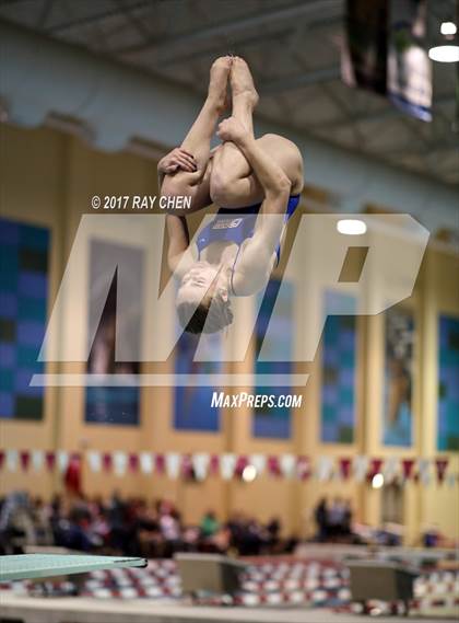 Thumbnail 3 in Coaches Invitational photogallery.