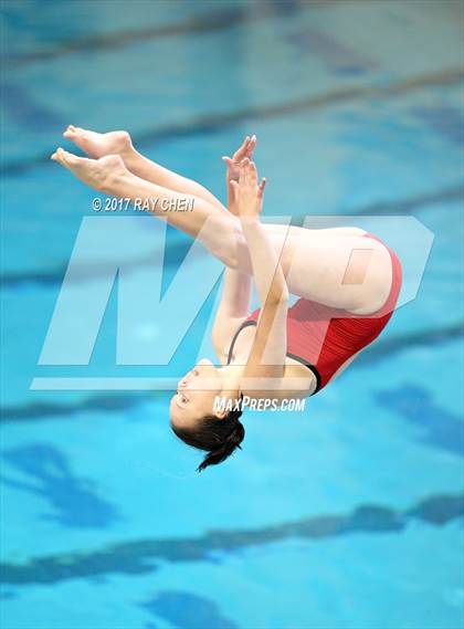 Thumbnail 2 in Coaches Invitational photogallery.