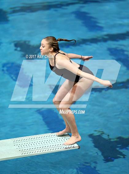 Thumbnail 2 in Coaches Invitational photogallery.