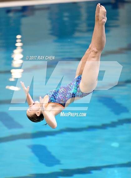 Thumbnail 3 in Coaches Invitational photogallery.