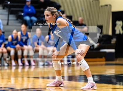 Thumbnail 2 in Crown Point vs. Carroll (IHSAA 4A Semifinal) photogallery.