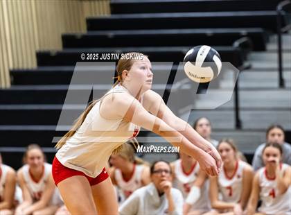 Thumbnail 3 in Crown Point vs. Carroll (IHSAA 4A Semifinal) photogallery.