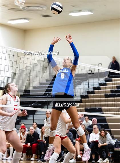 Thumbnail 1 in Crown Point vs. Carroll (IHSAA 4A Semifinal) photogallery.