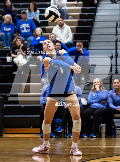 Thumbnail 3 in Crown Point vs. Carroll (IHSAA 4A Semifinal) photogallery.