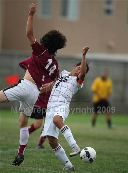 Thumbnail 2 in McClatchy vs. Sheldon photogallery.
