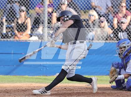 Thumbnail 1 in Carlsbad vs. Eastlake (CIF SDS D1 Semifinal) photogallery.