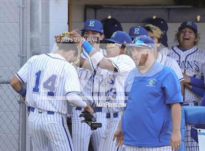 Thumbnail 2 in Carlsbad vs. Eastlake (CIF SDS D1 Semifinal) photogallery.