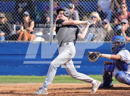 Thumbnail 3 in Carlsbad vs. Eastlake (CIF SDS D1 Semifinal) photogallery.