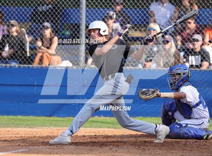 Thumbnail 2 in Carlsbad vs. Eastlake (CIF SDS D1 Semifinal) photogallery.