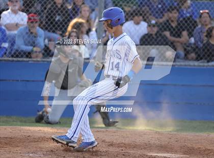 Thumbnail 3 in Carlsbad vs. Eastlake (CIF SDS D1 Semifinal) photogallery.