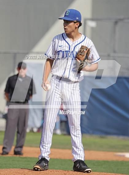 Thumbnail 1 in Carlsbad vs. Eastlake (CIF SDS D1 Semifinal) photogallery.