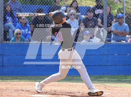 Thumbnail 2 in Carlsbad vs. Eastlake (CIF SDS D1 Semifinal) photogallery.