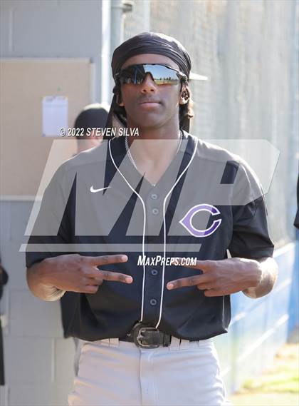 Thumbnail 3 in Carlsbad vs. Eastlake (CIF SDS D1 Semifinal) photogallery.