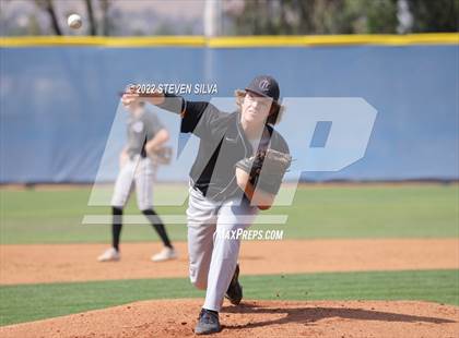 Thumbnail 2 in Carlsbad vs. Eastlake (CIF SDS D1 Semifinal) photogallery.