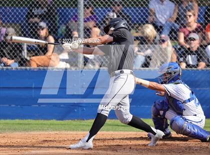 Thumbnail 3 in Carlsbad vs. Eastlake (CIF SDS D1 Semifinal) photogallery.