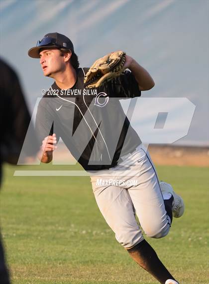 Thumbnail 1 in Carlsbad vs. Eastlake (CIF SDS D1 Semifinal) photogallery.