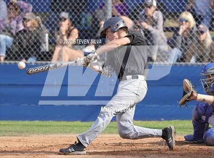 Thumbnail 2 in Carlsbad vs. Eastlake (CIF SDS D1 Semifinal) photogallery.