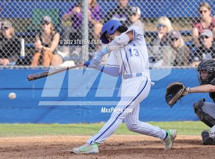 Thumbnail 2 in Carlsbad vs. Eastlake (CIF SDS D1 Semifinal) photogallery.