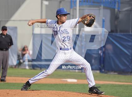 Thumbnail 2 in Carlsbad vs. Eastlake (CIF SDS D1 Semifinal) photogallery.
