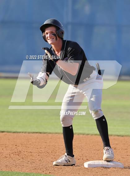Thumbnail 2 in Carlsbad vs. Eastlake (CIF SDS D1 Semifinal) photogallery.