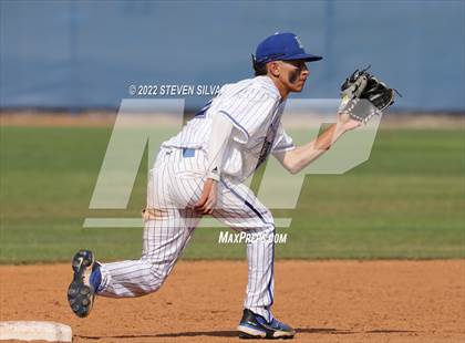Thumbnail 1 in Carlsbad vs. Eastlake (CIF SDS D1 Semifinal) photogallery.