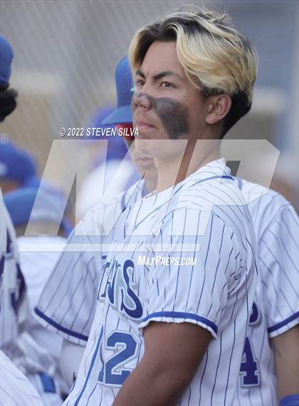 Thumbnail 1 in Carlsbad vs. Eastlake (CIF SDS D1 Semifinal) photogallery.