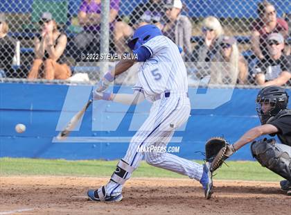 Thumbnail 1 in Carlsbad vs. Eastlake (CIF SDS D1 Semifinal) photogallery.
