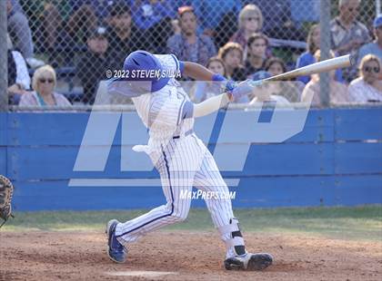 Thumbnail 2 in Carlsbad vs. Eastlake (CIF SDS D1 Semifinal) photogallery.
