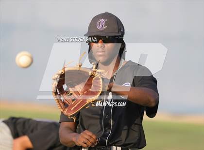 Thumbnail 1 in Carlsbad vs. Eastlake (CIF SDS D1 Semifinal) photogallery.