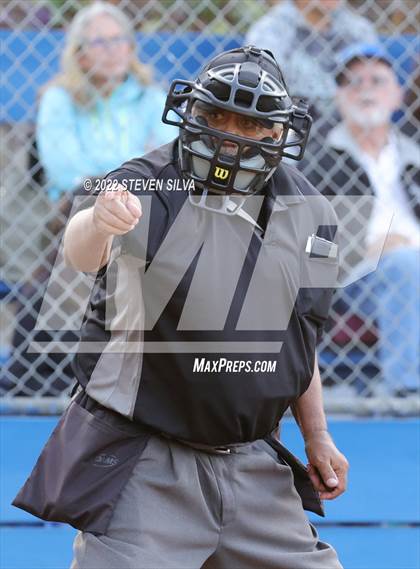 Thumbnail 3 in Carlsbad vs. Eastlake (CIF SDS D1 Semifinal) photogallery.