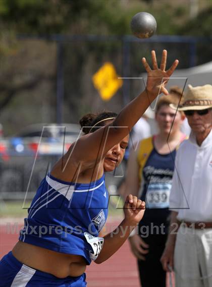Thumbnail 2 in Willie Williams Classic photogallery.