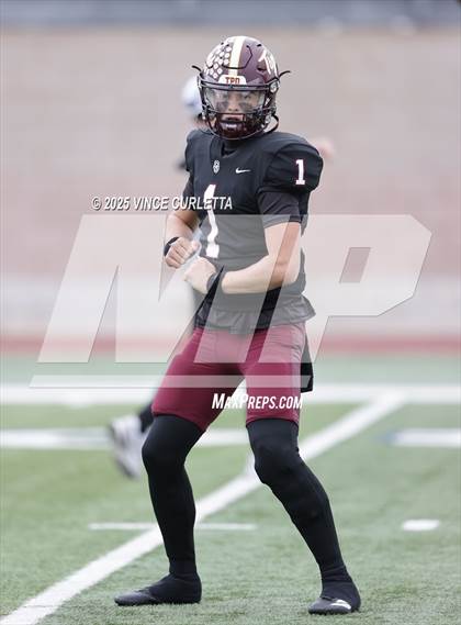 Thumbnail 2 in Dripping Springs @ Medina Valley (UIL 6A D2 Football Regional Playoff) photogallery.