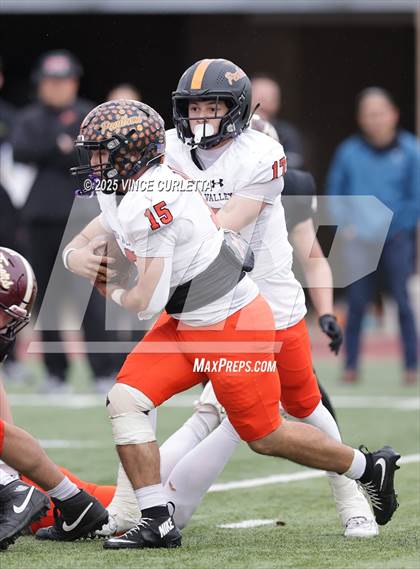 Thumbnail 3 in Dripping Springs @ Medina Valley (UIL 6A D2 Football Regional Playoff) photogallery.