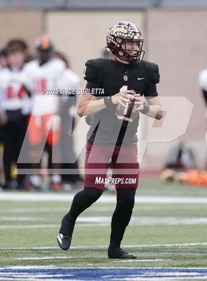 Thumbnail 3 in Dripping Springs @ Medina Valley (UIL 6A D2 Football Regional Playoff) photogallery.