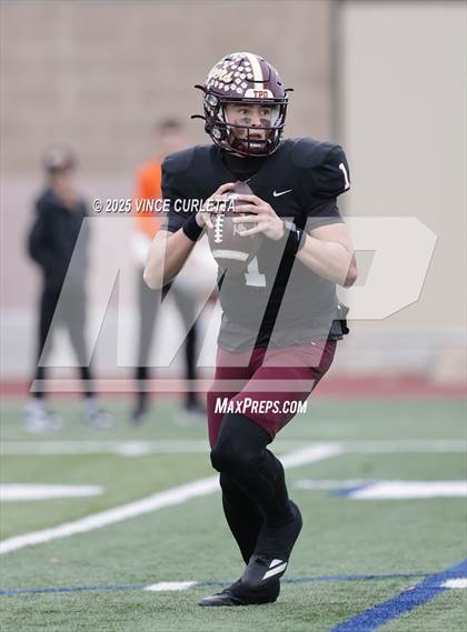 Thumbnail 3 in Dripping Springs @ Medina Valley (UIL 6A D2 Football Regional Playoff) photogallery.