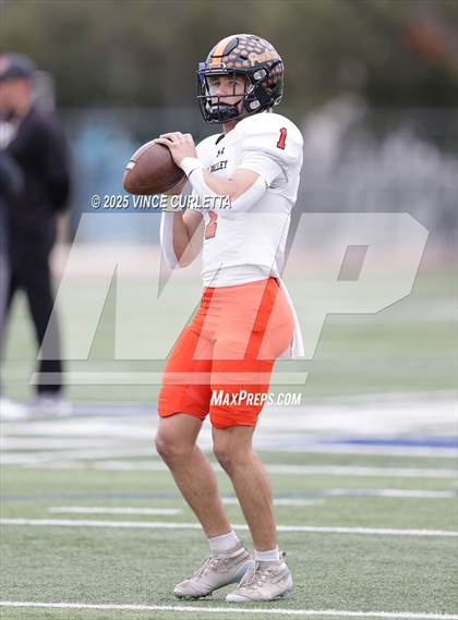 Thumbnail 3 in Dripping Springs @ Medina Valley (UIL 6A D2 Football Regional Playoff) photogallery.