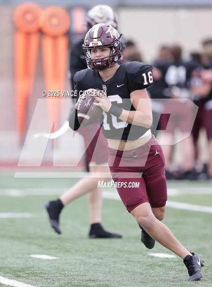 Thumbnail 2 in Dripping Springs @ Medina Valley (UIL 6A D2 Football Regional Playoff) photogallery.