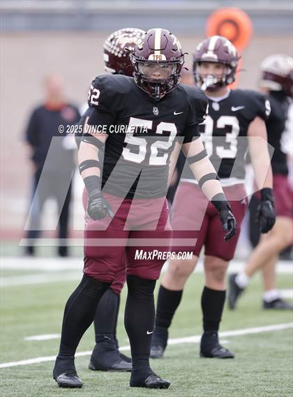 Thumbnail 2 in Dripping Springs @ Medina Valley (UIL 6A D2 Football Regional Playoff) photogallery.