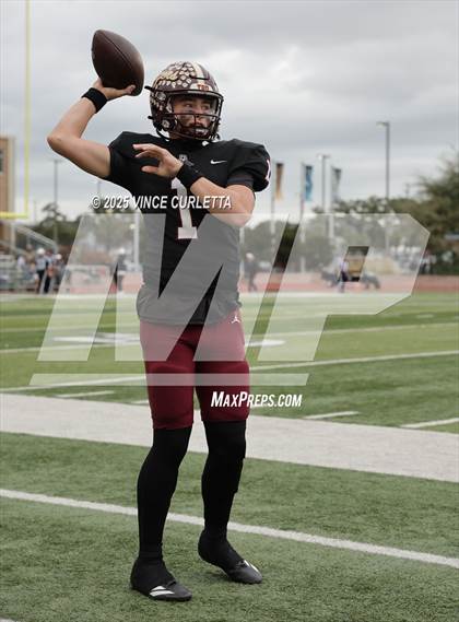 Thumbnail 1 in Dripping Springs @ Medina Valley (UIL 6A D2 Football Regional Playoff) photogallery.