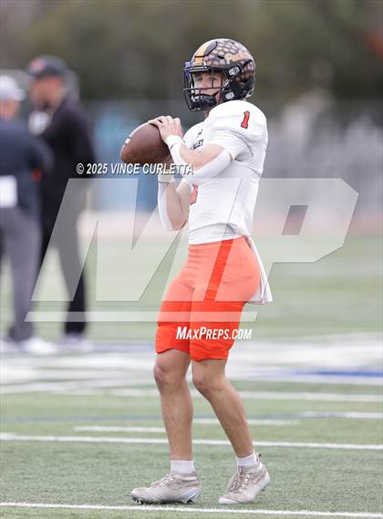 Thumbnail 1 in Dripping Springs @ Medina Valley (UIL 6A D2 Football Regional Playoff) photogallery.