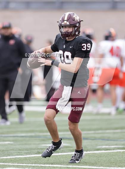 Thumbnail 1 in Dripping Springs @ Medina Valley (UIL 6A D2 Football Regional Playoff) photogallery.