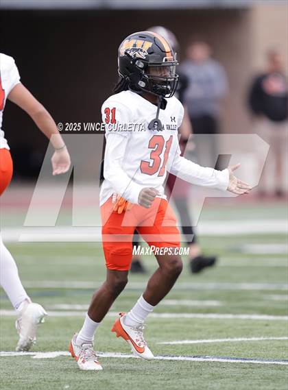 Thumbnail 2 in Dripping Springs @ Medina Valley (UIL 6A D2 Football Regional Playoff) photogallery.