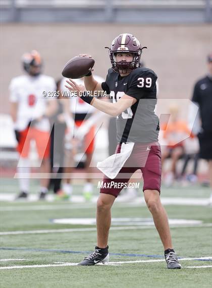 Thumbnail 2 in Dripping Springs @ Medina Valley (UIL 6A D2 Football Regional Playoff) photogallery.