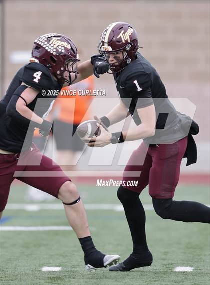 Thumbnail 1 in Dripping Springs @ Medina Valley (UIL 6A D2 Football Regional Playoff) photogallery.