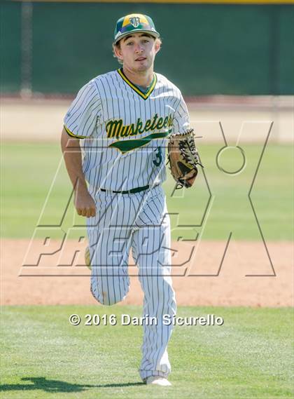 Thumbnail 3 in Sandia Prep @ Moorpark (Coach Bob National Invitational) photogallery.