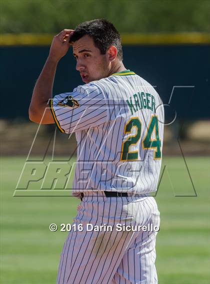 Thumbnail 2 in Sandia Prep @ Moorpark (Coach Bob National Invitational) photogallery.