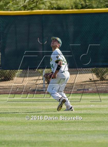 Thumbnail 1 in Sandia Prep @ Moorpark (Coach Bob National Invitational) photogallery.