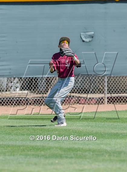 Thumbnail 1 in Sandia Prep @ Moorpark (Coach Bob National Invitational) photogallery.
