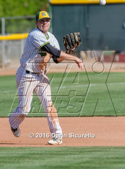 Thumbnail 3 in Sandia Prep @ Moorpark (Coach Bob National Invitational) photogallery.